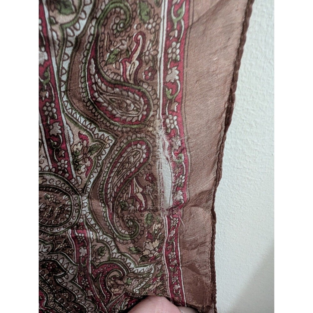 Headcovers 100% Silk Sheer Paisley Oversized 38x38 Square Wildrag Scarf Flaw - Picture 5 of 5
